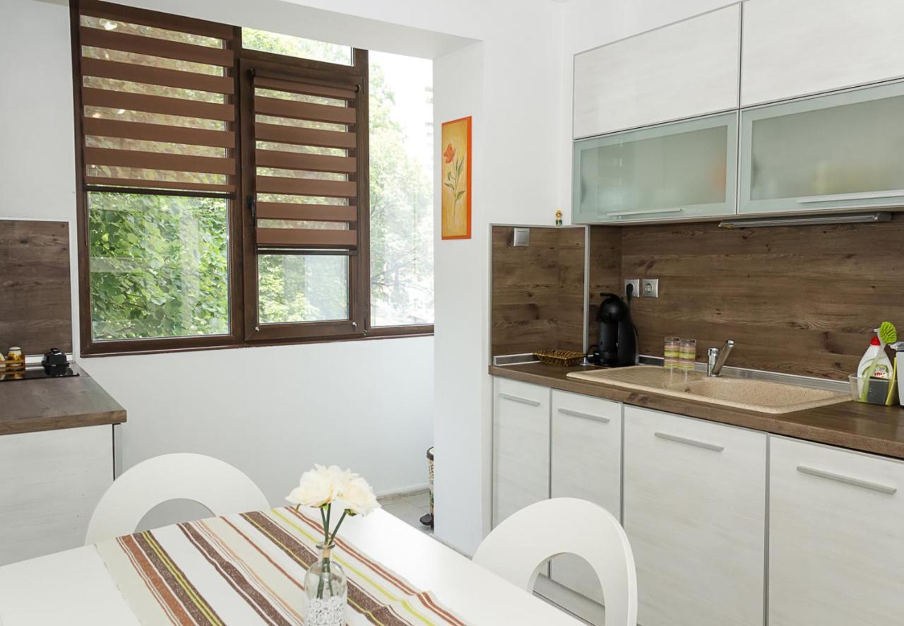 Апартаменти Chayka Charm Cozy 1bd In By Flat Mаnager *