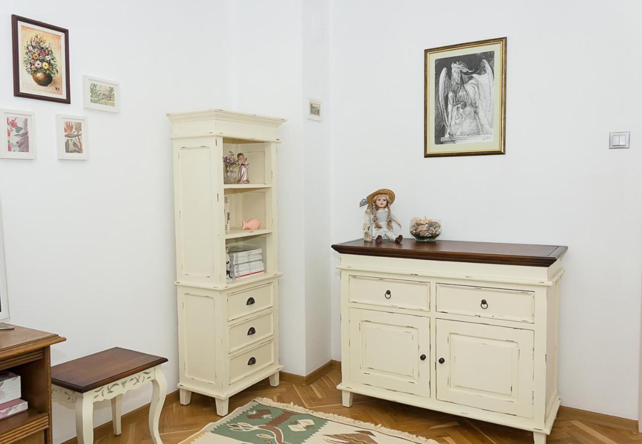 Апартаменти Chayka Charm Cozy 1bd In By Flat Mаnager *